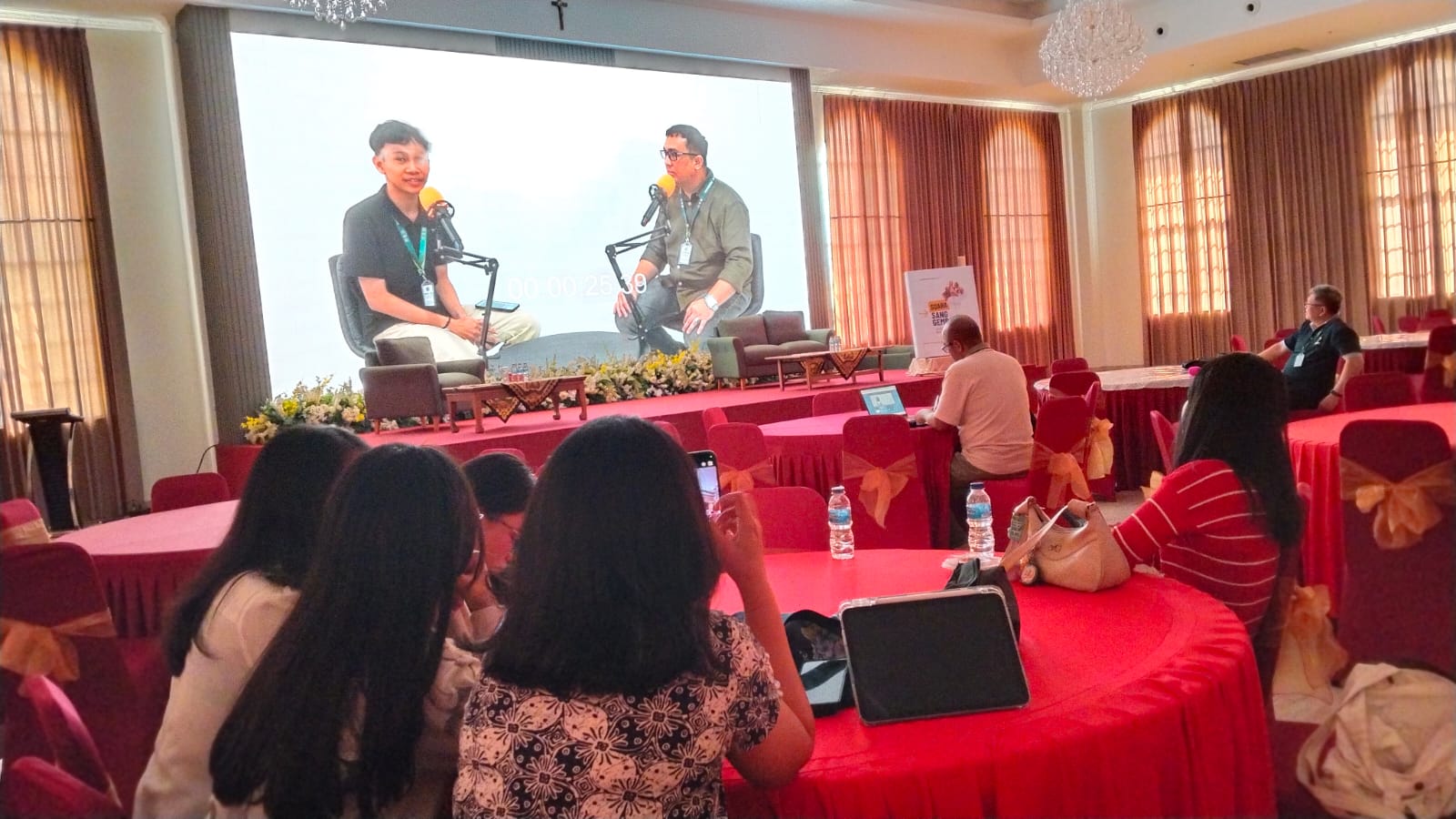 Hindari Jebakan 'Menara Gading', Bangun Jejaring Meluaskan Kabar Baik