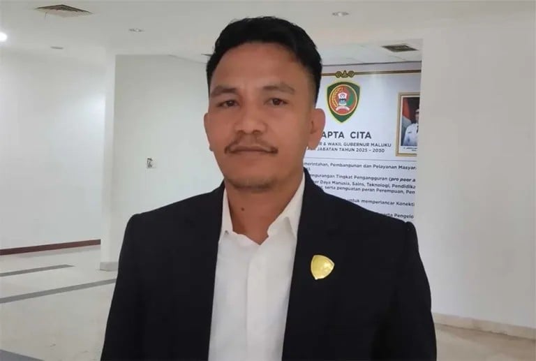 Ketua Komisi III DPRD Maluku Desak Digitalisasi Retribusi Hingga ke Pelosok Desa