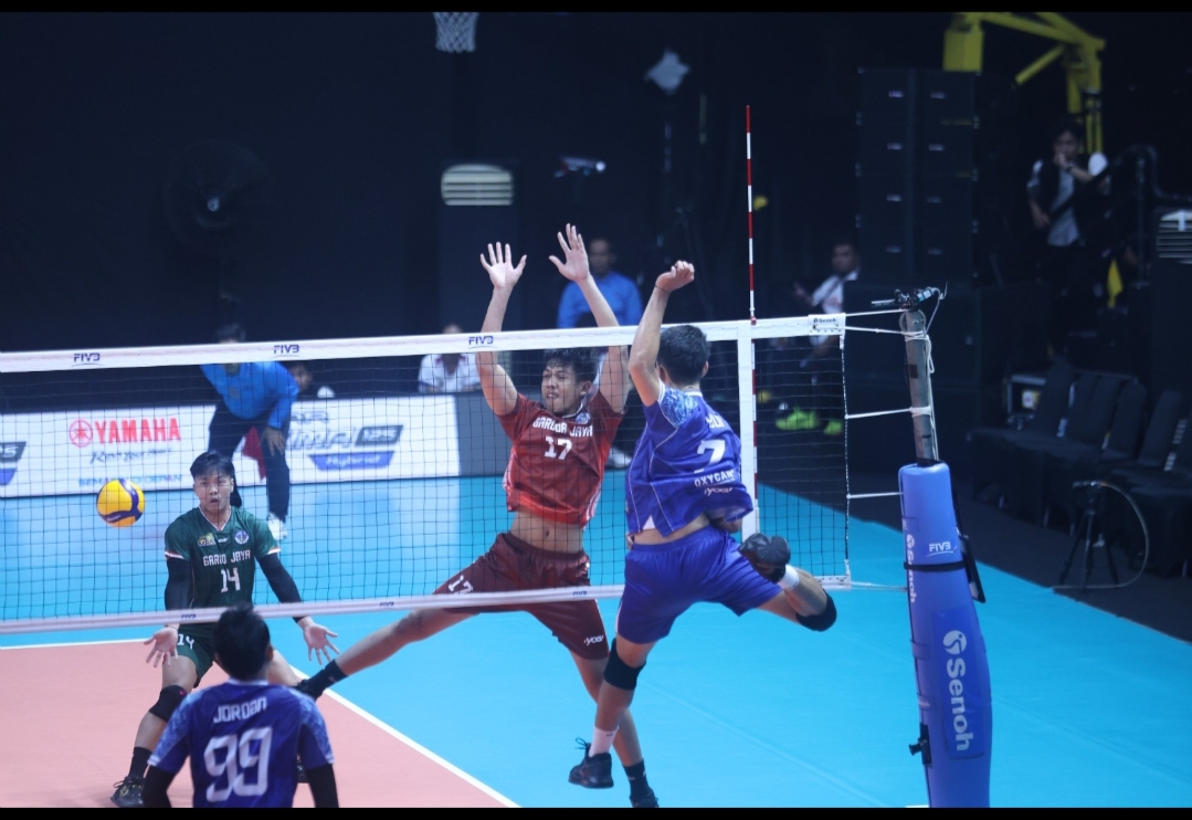 Sempat Kehilangan Momentum dalam Pertandingan, Surabaya Samator Petik Kemenangan Pertama di Final Four