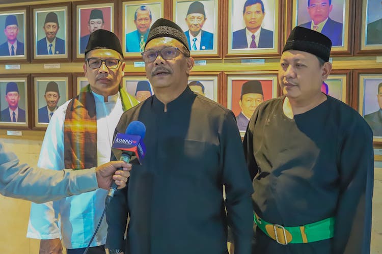 Para Atlet Binaan KONI DKI Terima Penghargaan dari DPRD di HUT ke-499 Jakarta
