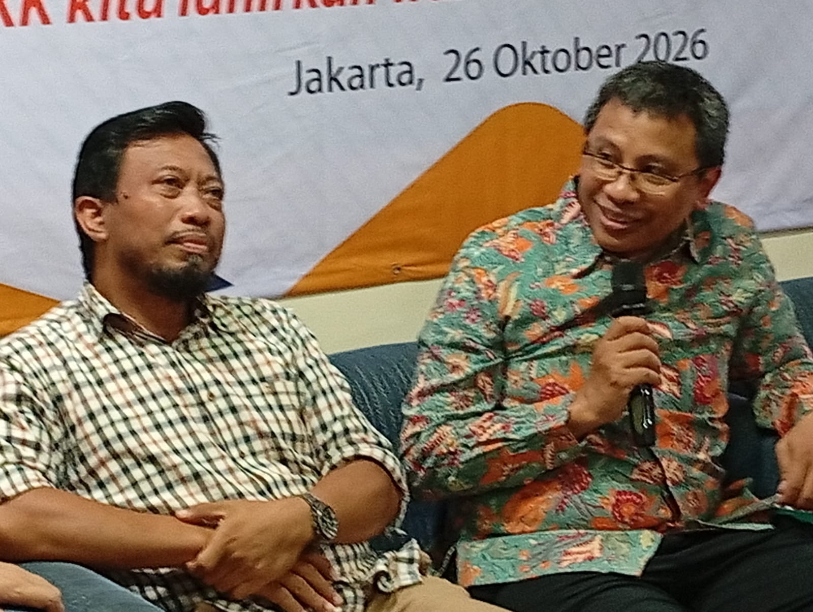Dari Operator Telepon hingga Menembus Gerbang Istana, Menguak Kisah Inspiratif Wartawan Radio Sonora