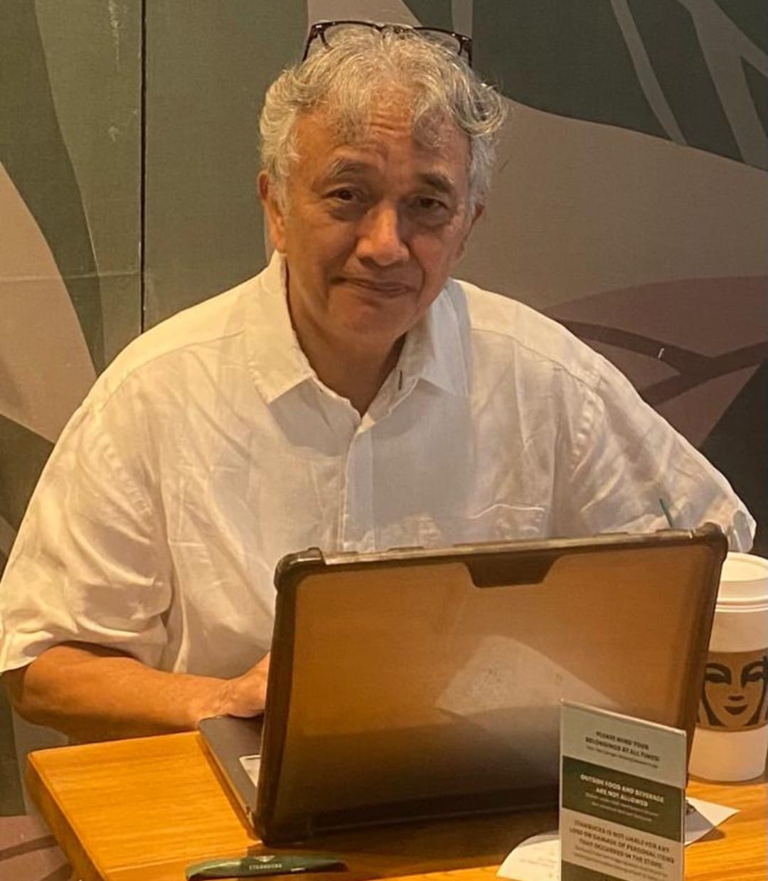 Deontologi Media di Era Disrupsi Digital: Tantangan Etis dalam Konteks Indonesia