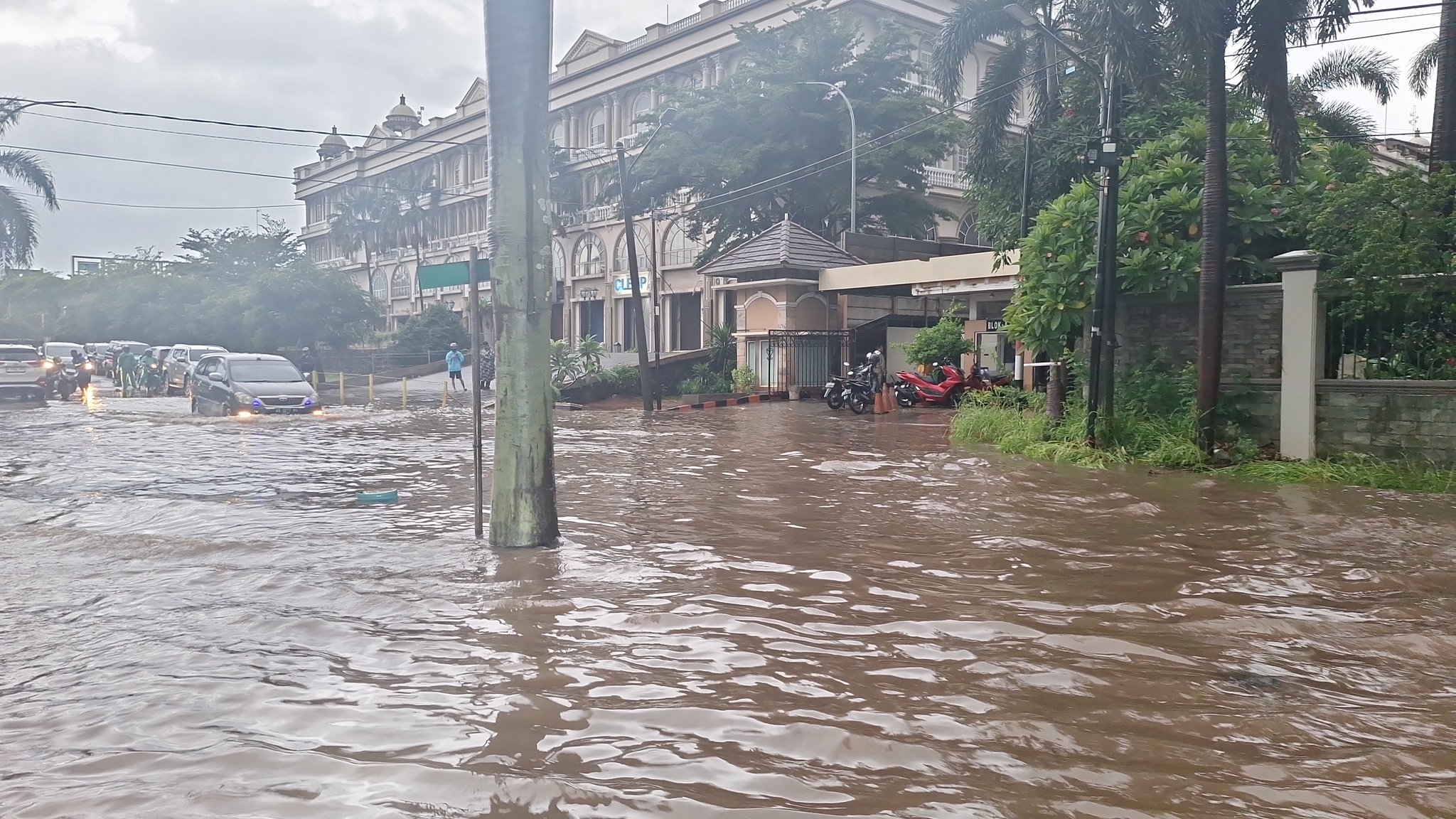 Hujan Deras, Sembilan RT di Jakarta Barat Terendam Banjir