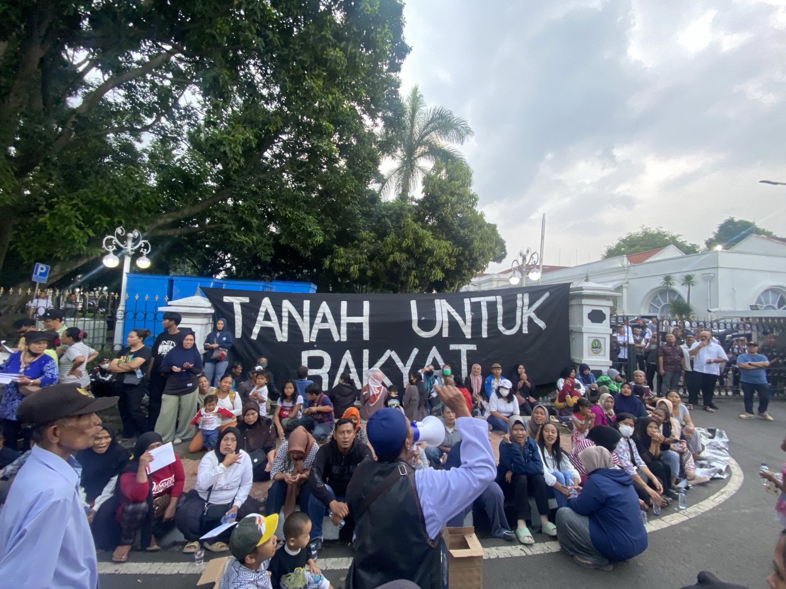 Dua Desa di Kabupaten Bogor Jadi Agunan Utang, Menteri Desa Turun Tangan