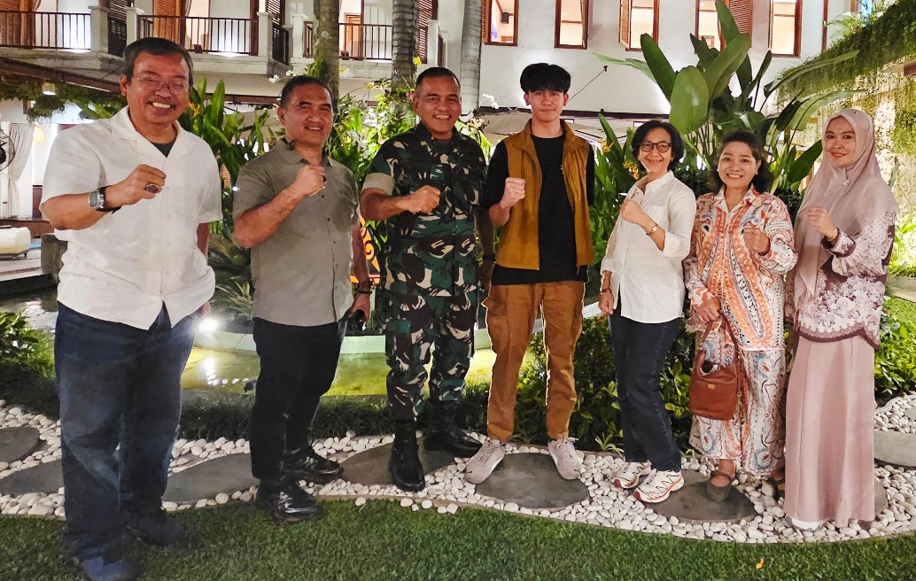 Tokoh Masyarakat Kotamobagu Temui Kolonel Edward Sitorus, Bintang TNI di Medsos