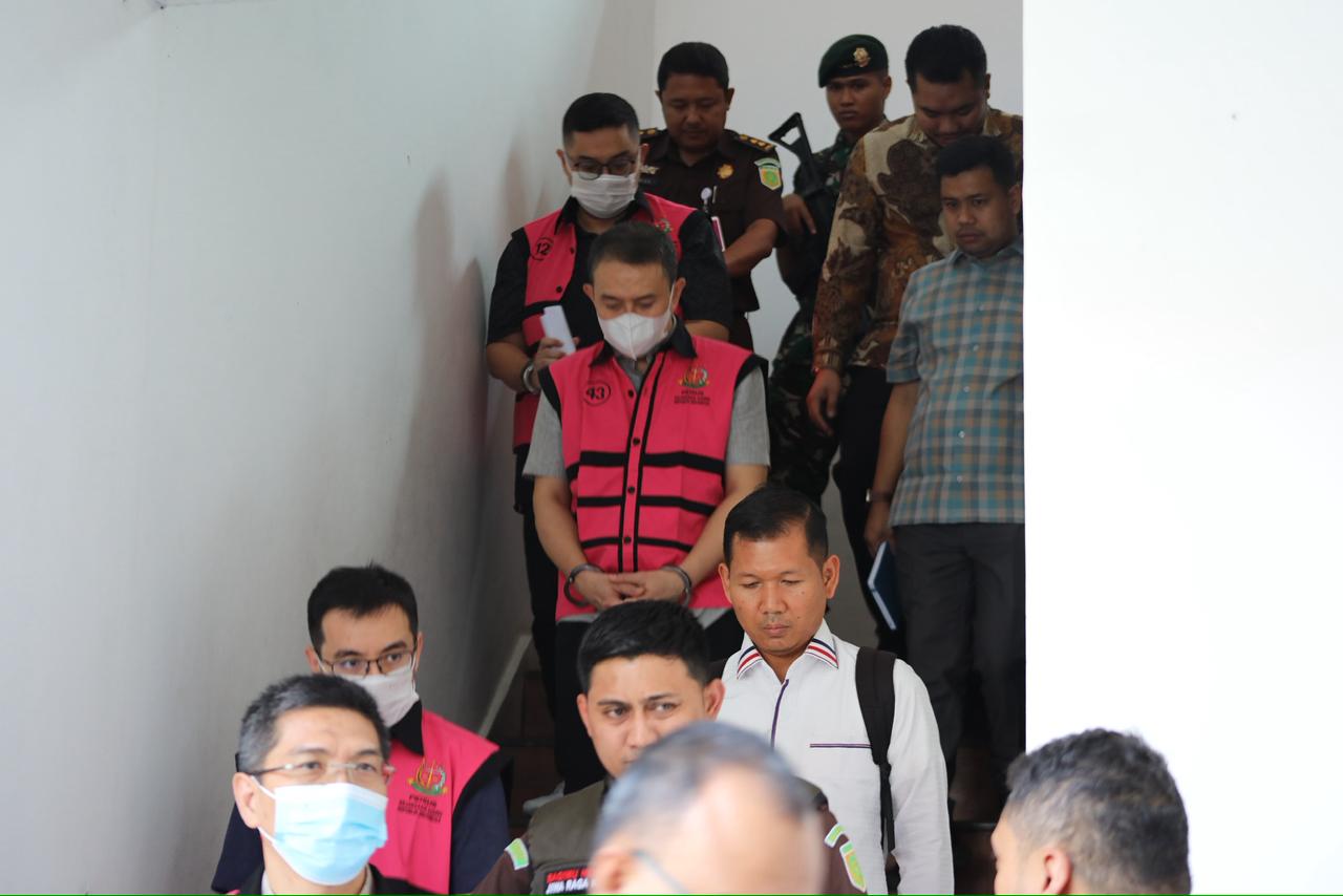 Kasus Korupsi CPO Masuki Tahap Penuntutan, 11 Tersangka Resmi Diserahkan
