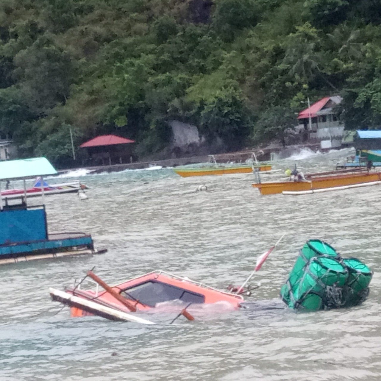 Dua Rumah Warga Bone Bolango Hanyut Akibat Banjir Bandang
