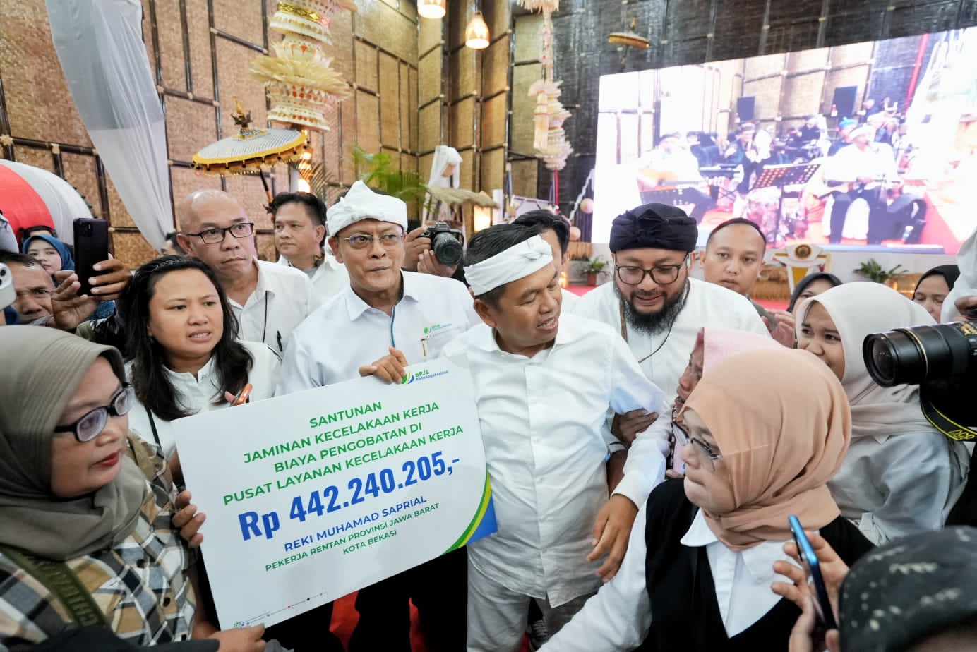 Seorang Bapak Dilindas Kontainer, KDM Minta BPJS Ketenagakerjaan buat Pekerja Informal Ditambah