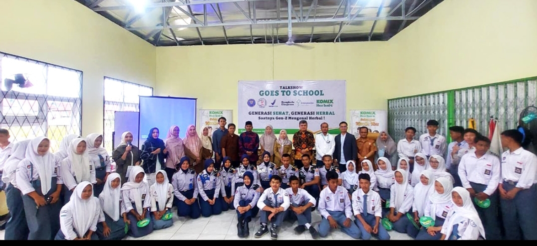 Komix Herbal Goes to School Ambil Peran untuk Bantu Luruskan Pemahaman Generasi Muda tentang Kesehatan