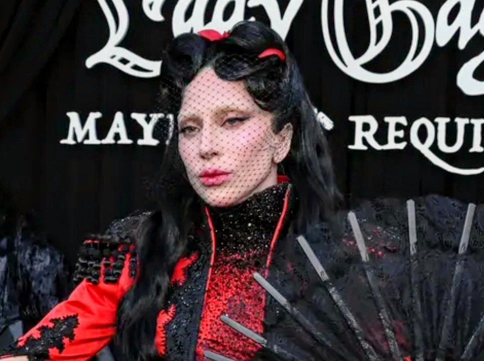 Hanya Selisih Satu Langkah, Posisi Lady Gaga Direbut Rapper Kondang di Tangga Lagu Inggris
