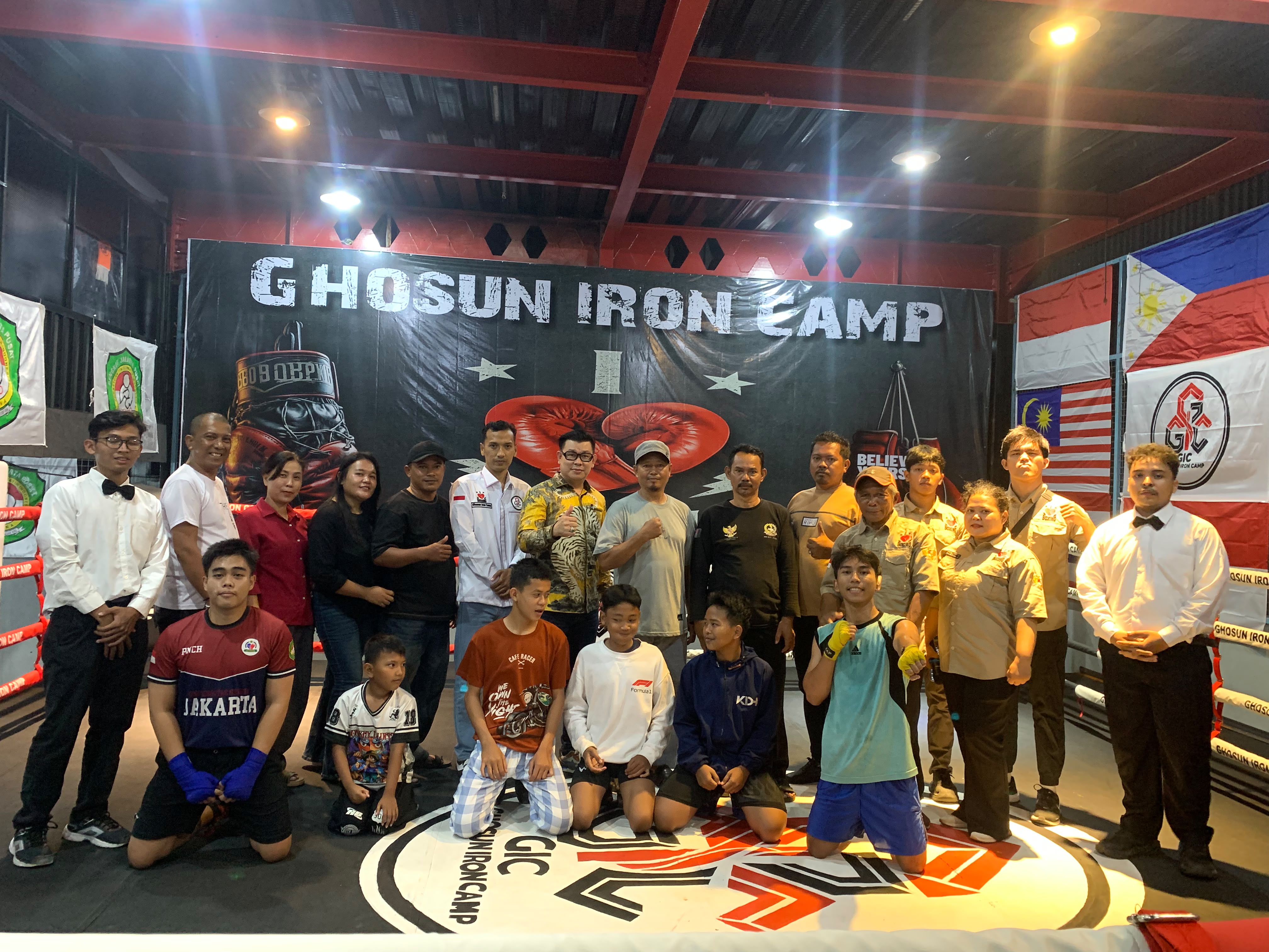 Ghosun Iron Camp Utus 10 Petinju untuk Berlaga di Kejuaraan Tinju Piala Wali Kota Surabaya