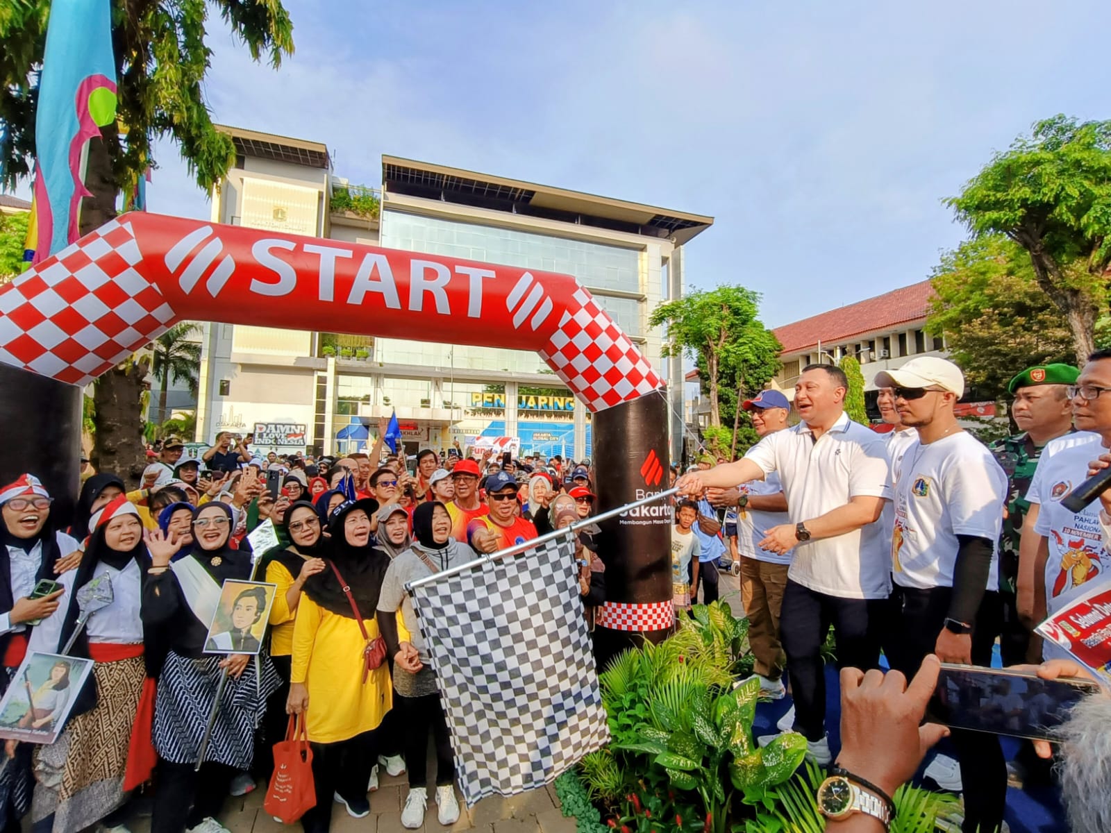 Ini Alasan Hendra Hidayat Dukung Fun Walk Pokja PWI Jakarta Utara