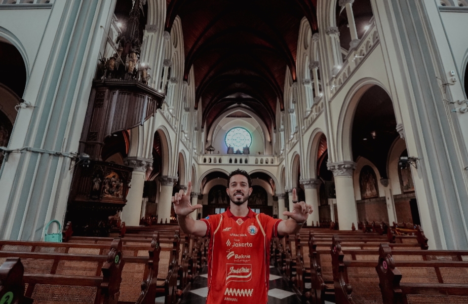 Mantan Rekan Satu Tim Lionel Messi Perkuat Lini Tengah Persija Jakarta