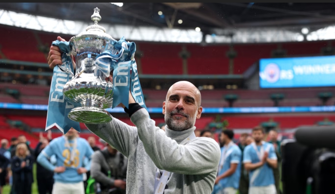 Pep Guardiola tak Mau Gelar Pesta Juara dan Tertutup Mengenai Masa Depannya di Manchester City