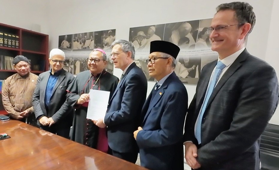 Terbit Online Edisi Perdana Vatican News Bahasa Indonesia Bertepatan Hari Lahir Pancasila