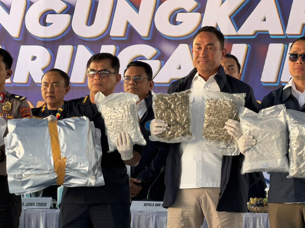 Bea Cukai dan BNN Sita Ganja 3,37 Ton Senilai Triliunan Rupiah
