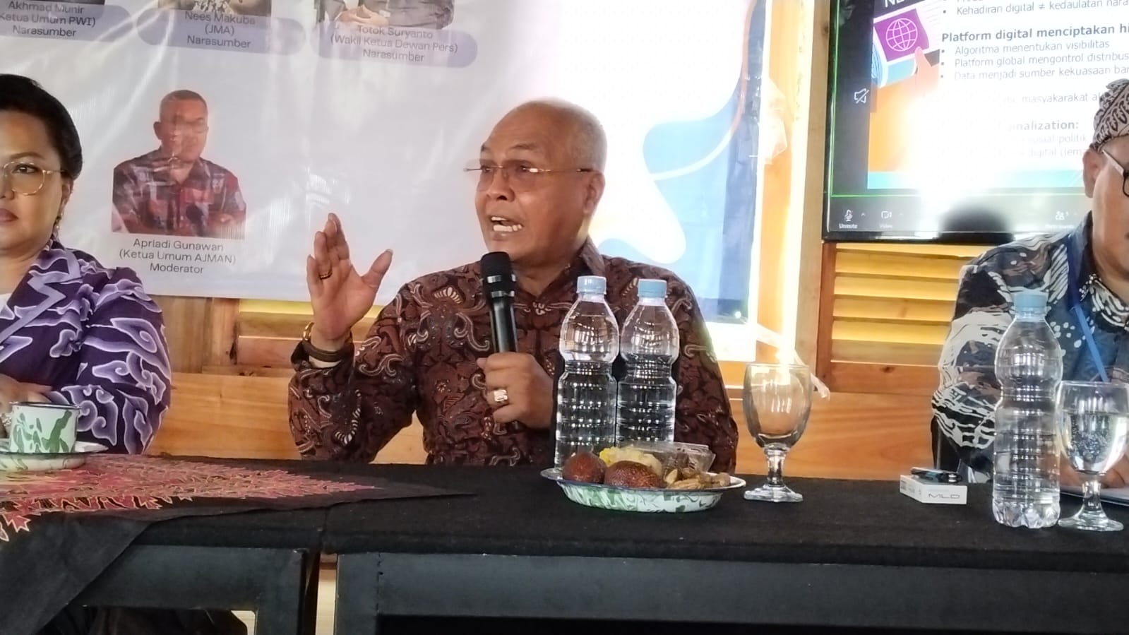 Ketua Umum PWI Pusat Akhmad Munir Soroti Pentingnya Keadilan Informasi bagi Masyarakat Adat