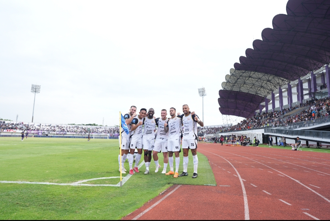 Tumbangkan Pendekar Cisadane, Persija Jakarta Tempel Ketat Persib Bandung di Puncak Super League