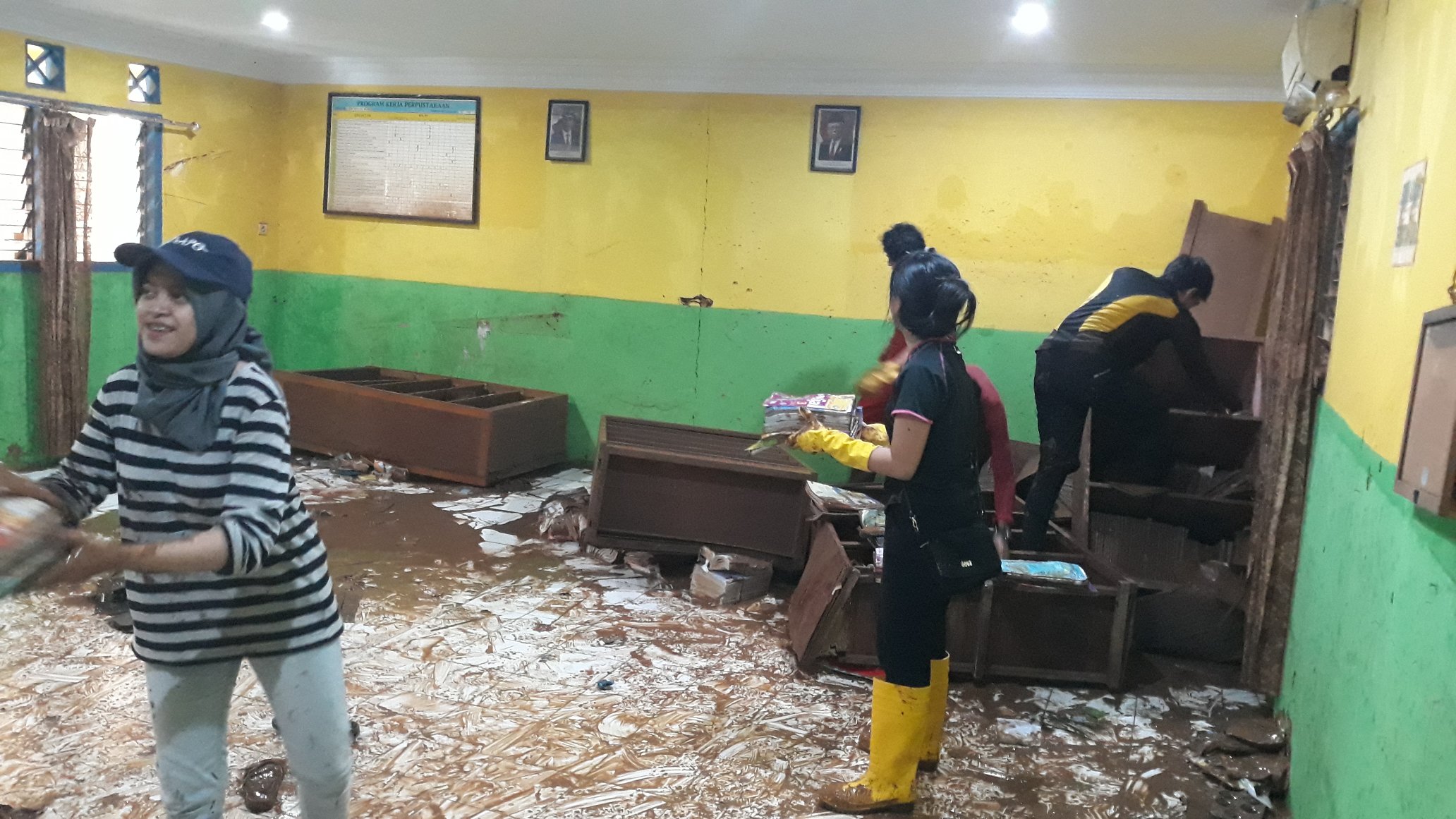 Disdik Gercep Perbaiki Sekolah-Sekolah Terdampak Banjir di Jakarta