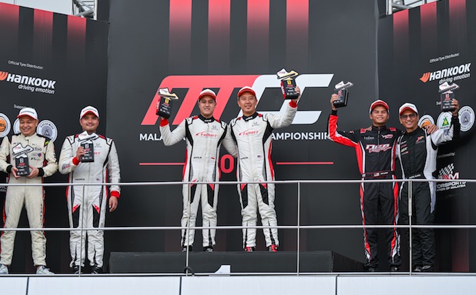 Avila Bahar Juara Sepang 300KM Bersama HMRT