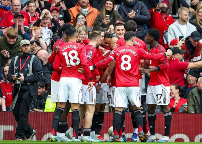Manchester United Persembahkan Kemenangan untuk Alex Ferguson,  Pelatih Liverpool Marah di Depan Wartawan