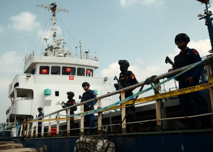 Bea Cukai Gagalkan 2,6 Ton Sabu dan 1,57 Juta Rokok dari Kapal MV Ocean Porter