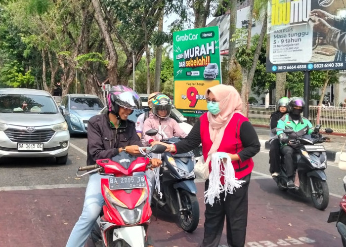 Kalbe dan IPSM Salurkan 75.000 Masker bagi Masyarakat Terdampak Karhutla di Sumatera dan Kalimantan