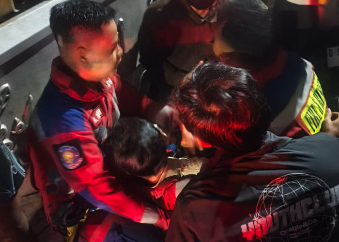 Heboh, Seorang Pria Hendak Bunuh Diri di Jembatan Layang Pasupati