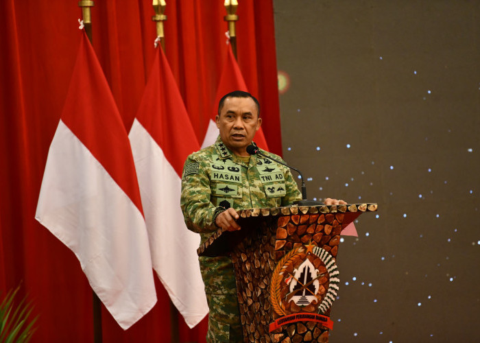 Hadapi Perang Informasi di Era AI, Danpusterad Dorong Mahasiswa Berpikir Kritis