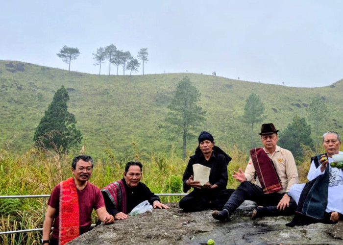 Malam Spiritual di Samosir, Oscar Ungkap Peringatan tentang Wabah dan Pesan Kebenaran