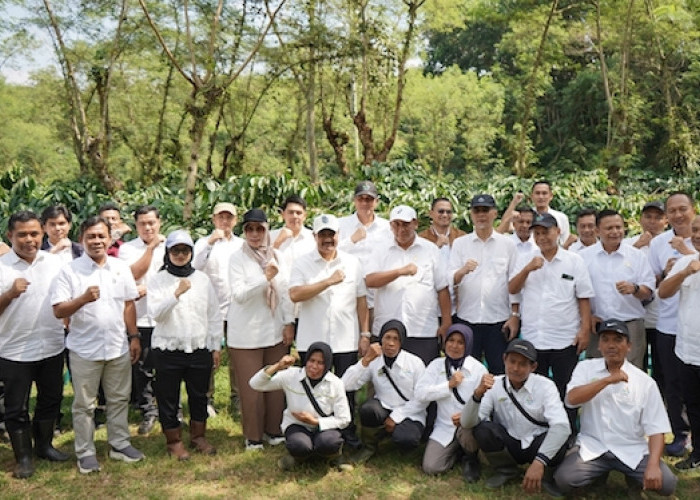 Dekom PTPN I (Persero) Dorong Percepatan Hilirisasi Karet dan Kopi di Jawa Tengah