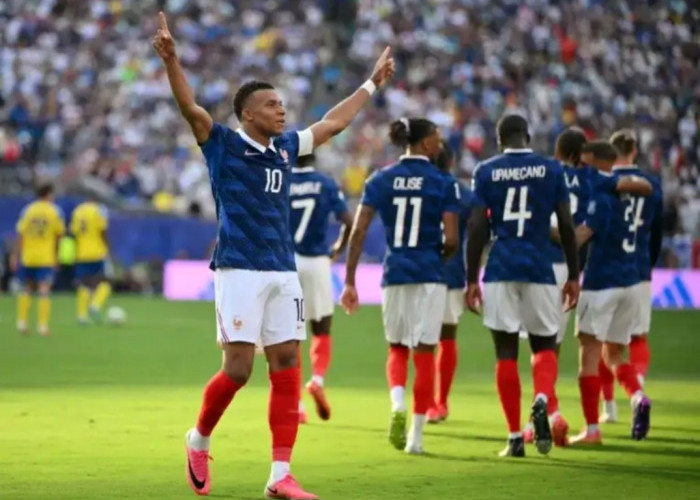 Borong Dua Gol ke Gawang Swedia, Kylian Mbappe Antar Prancis ke 16 Besar dan Terus Membayangi  Lionel Messi