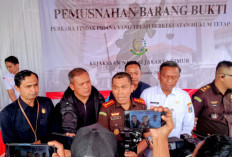 Kejari Jakarta Timur Musnahkan Barang Bukti Perkara Inkrah, Narkotika hingga Uang Tunai