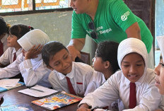 Ketika Penggerak Pendidikan di Daerah Terpencil SFD Arie Wibowo Raih Penghargaan