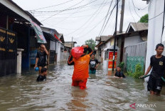 Banjir Setinggi Satu Meter Kepung Cakung Barat, Warga Desak DPRD dan Pemprov Bertindak