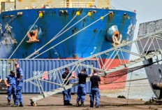 Laut China Selatan Memanas! Militer China Usir Paksa Kapal Perang Belanda, Ada Apa?