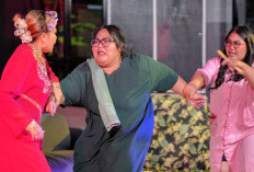 Aula UPJ Bergetar, Teater Theatic Sajikan Dua Kisah Konflik Panas